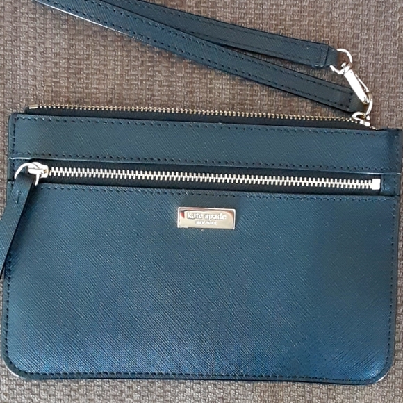 Kate Spade New York Black Saffiano Leather Wristlet - Picture 1 of 5